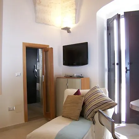 Via Piccinni * Ostuni